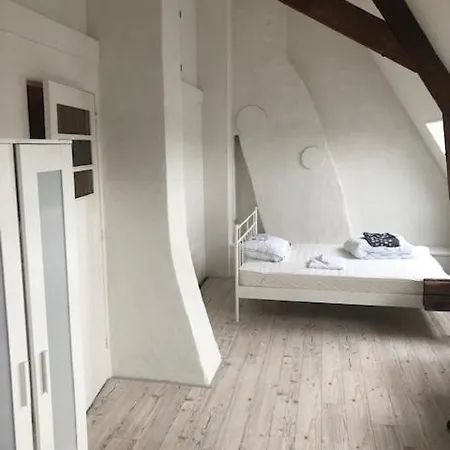 Furnished With 5 Bedrooms